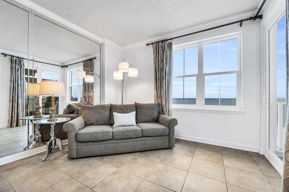 The Inn At Crystal Beach #510a Apartment in Destin