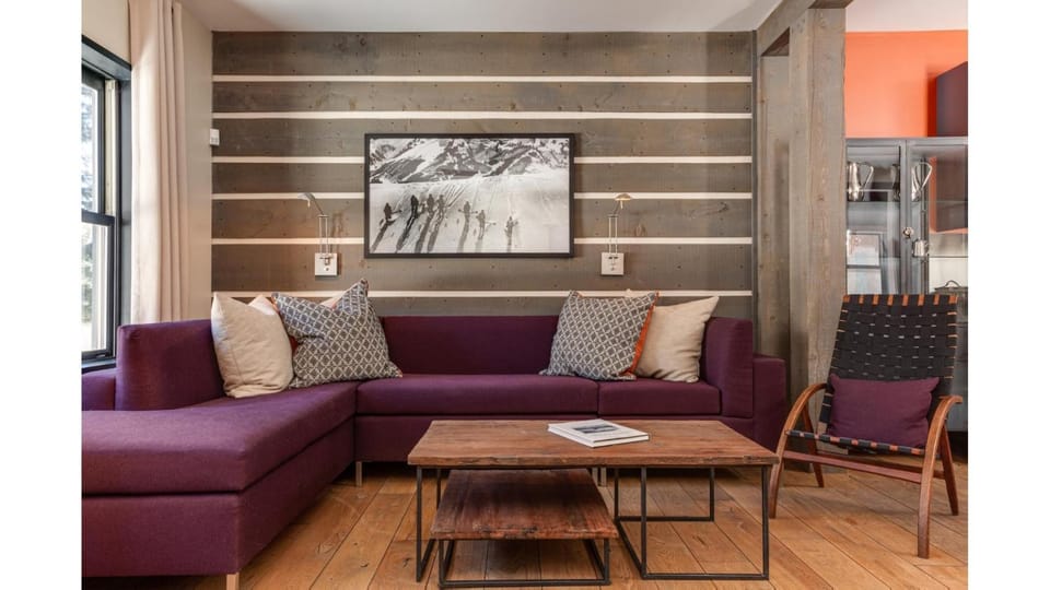 Living room, Seating area, furniture