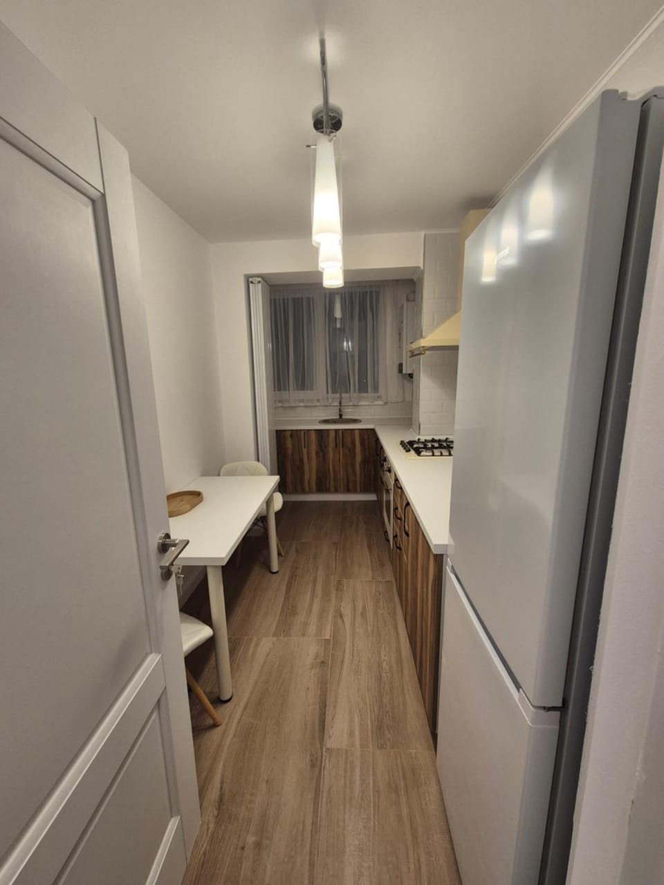 Kitchen or kitchenette, oven, stove
