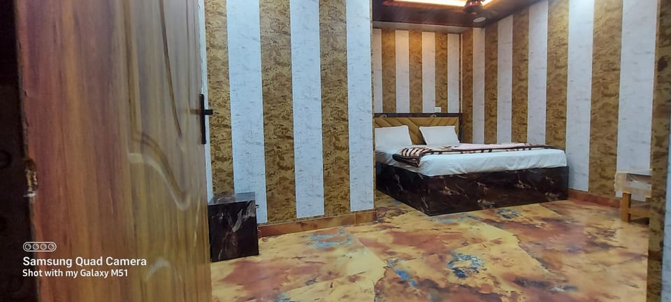 SRL Inn, Ayodhya Near Ram Mandir Hotel in Uttar Pradesh