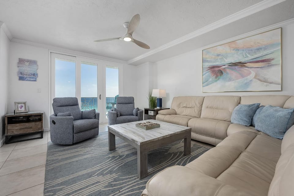The Inn At Crystal Beach #709 Penthouse Apartment in Destin