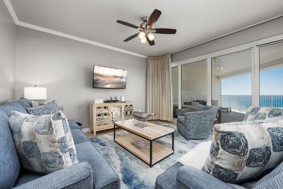 TopsL Tides 1008 at TopsL Beach Resort Apartment in Miramar Beach