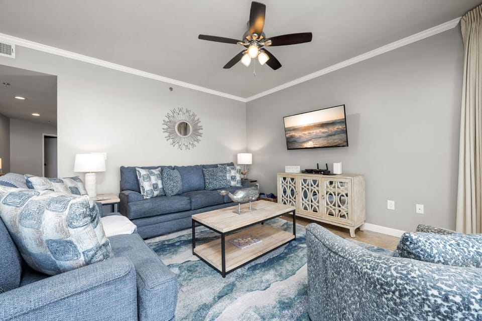 TopsL Tides 1008 at TopsL Beach Resort Apartment in Miramar Beach