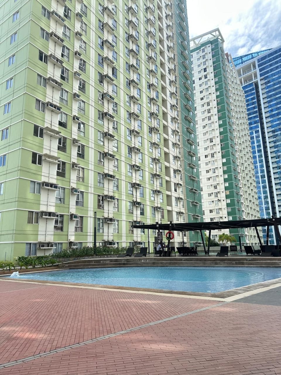 Riala Suite Cebu IT Park Cebu City Apartment in Lapu-Lapu City