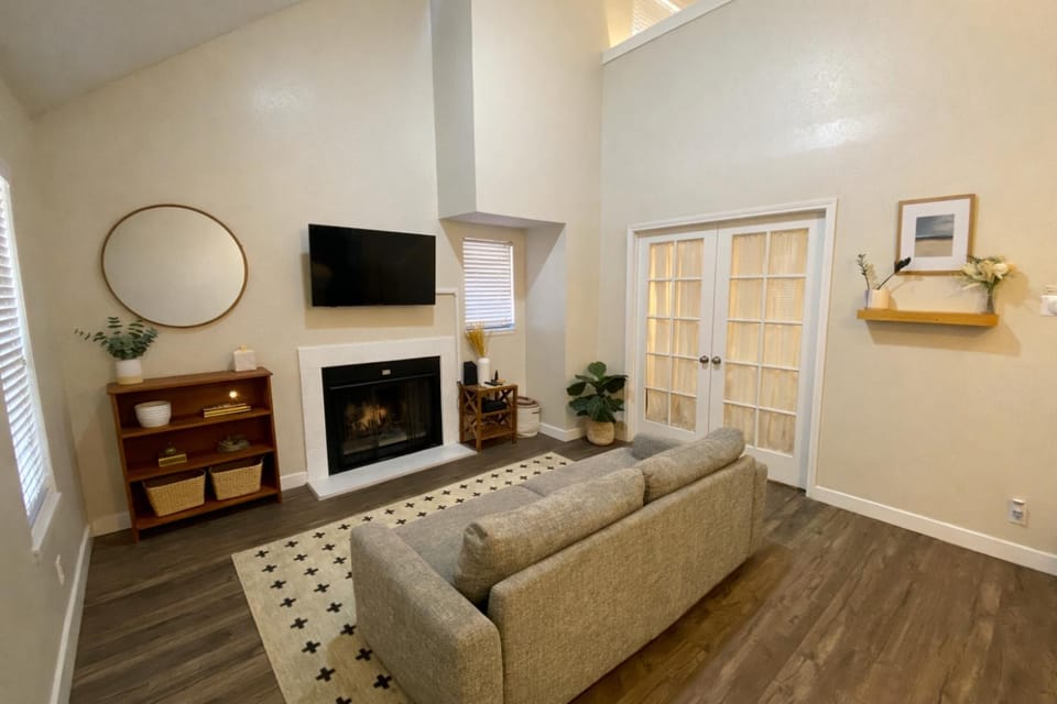 Lovely 2-bdrm Loft • Perfect Location • Downtown Apartment in Salt Lake City