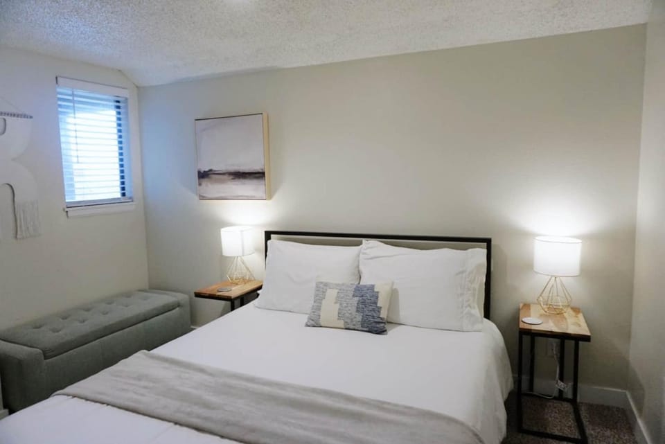 Two Bedroom Loft * Award Winning Beds * Down Town Apartment in Salt Lake City