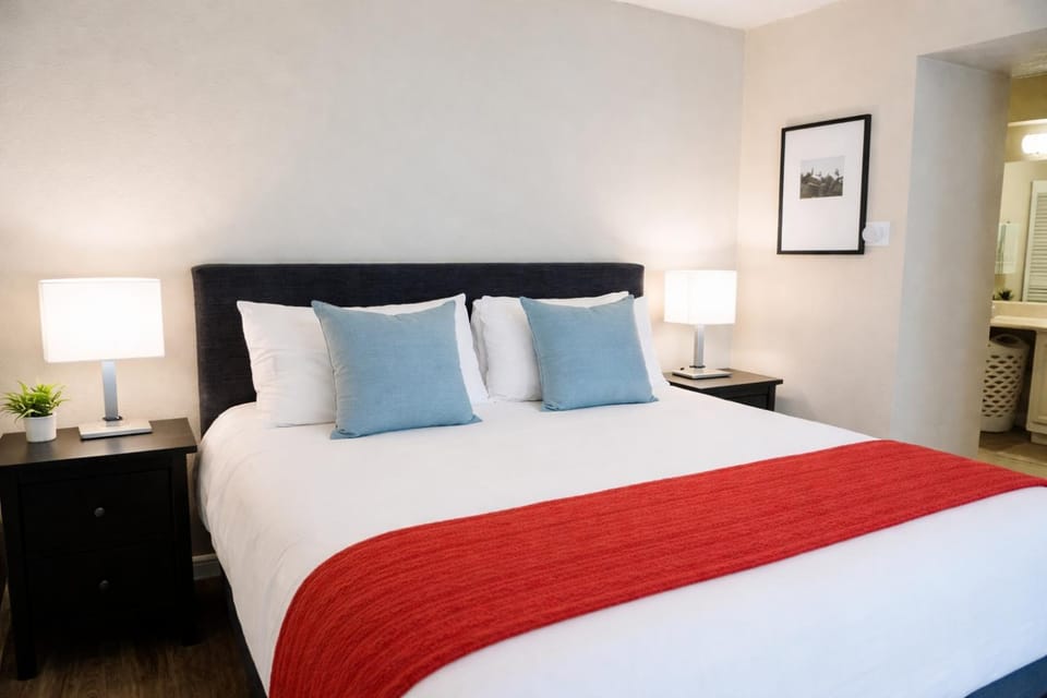 Down Town Convenience, TRAX, Self Check-In Studio Apartment in Salt Lake City