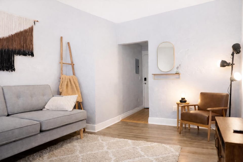 Downtown Gem • King Bed • Fast WIFI Apartment in Salt Lake City