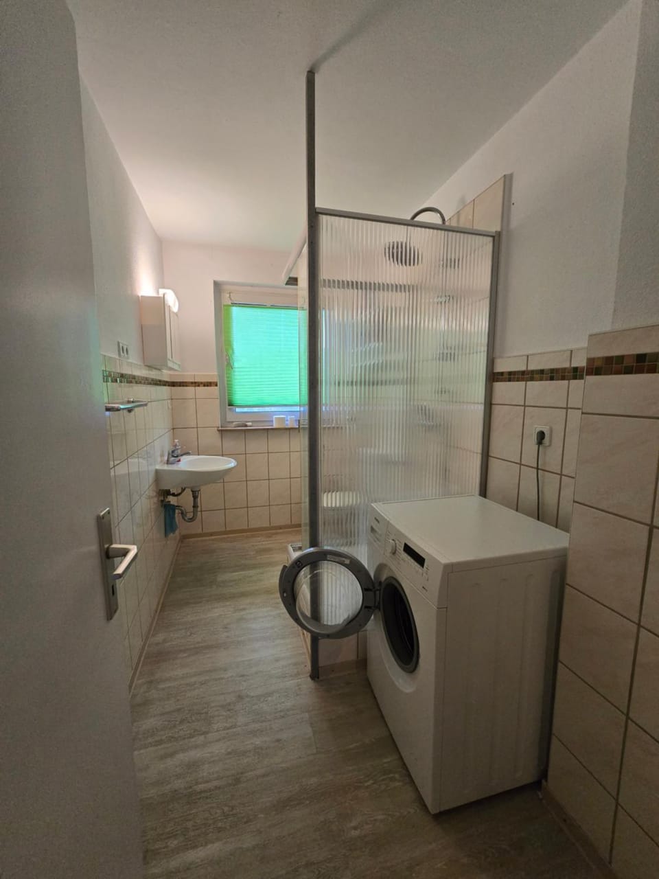 Shower, Bathroom, washing machine