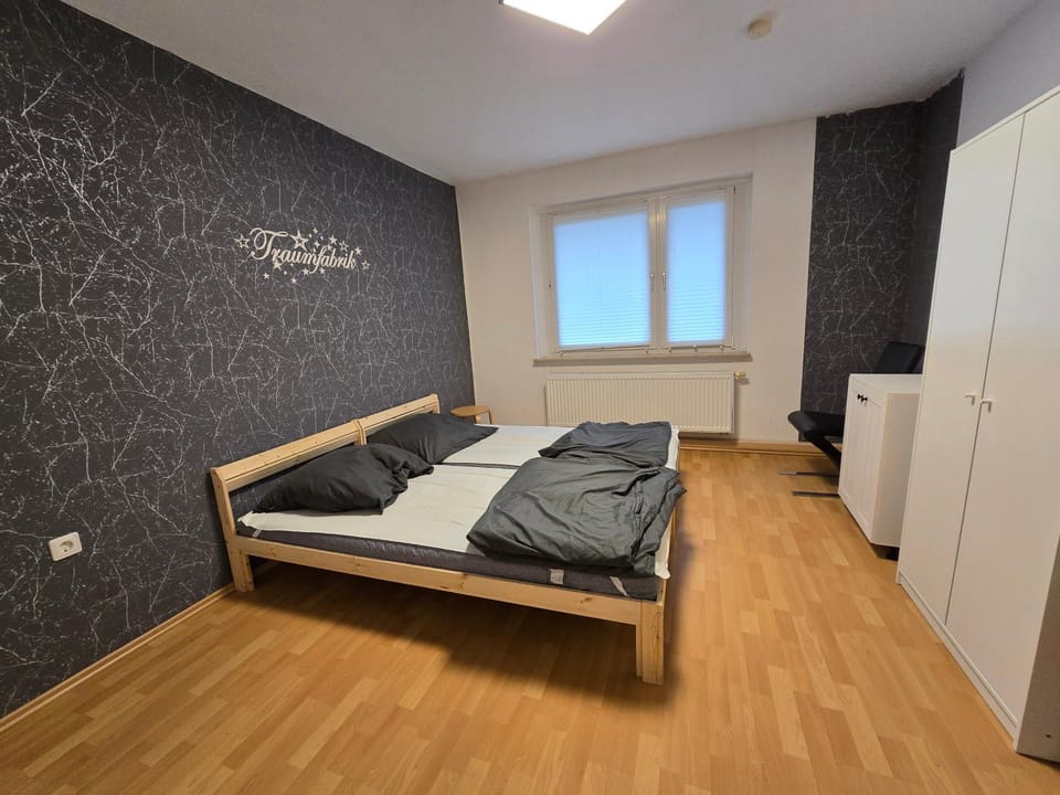 Bedroom, wardrobe