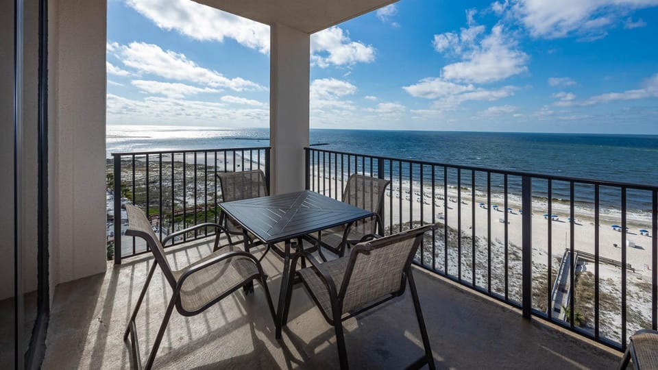 Phoenix East II 2112 Apartment in Orange Beach