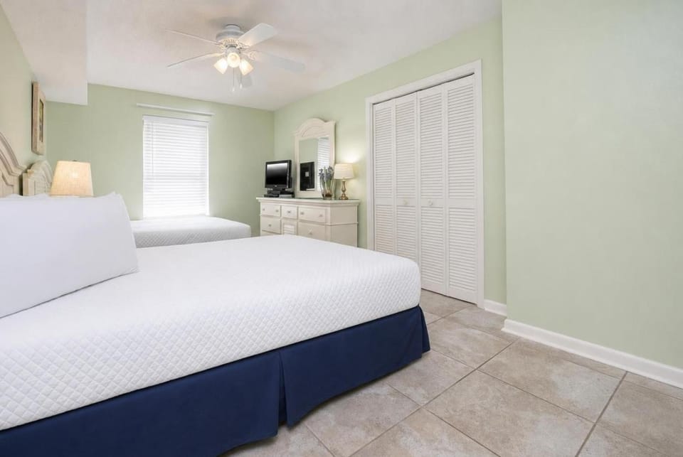 Phoenix East II 2105 Apartment in Orange Beach
