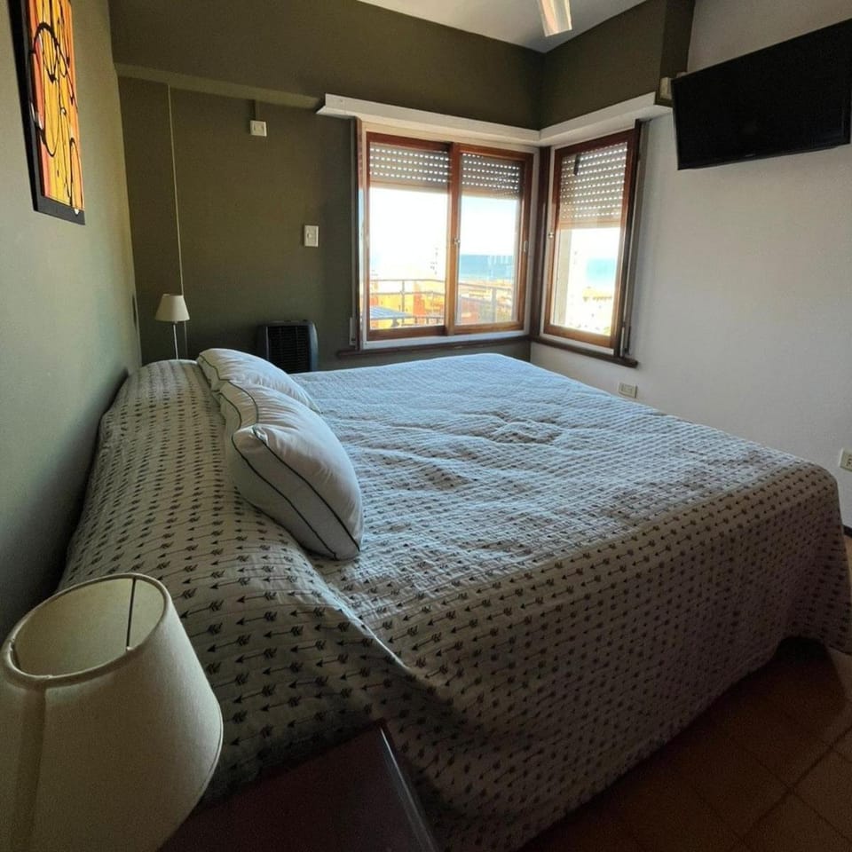 Vista al mar, Ubicación ideal Cochera y parrillas - Torrejon Apartment in Villa Gesell