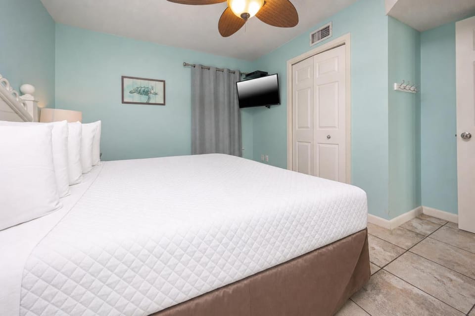 Phoenix East II 2092 Apartment in Orange Beach