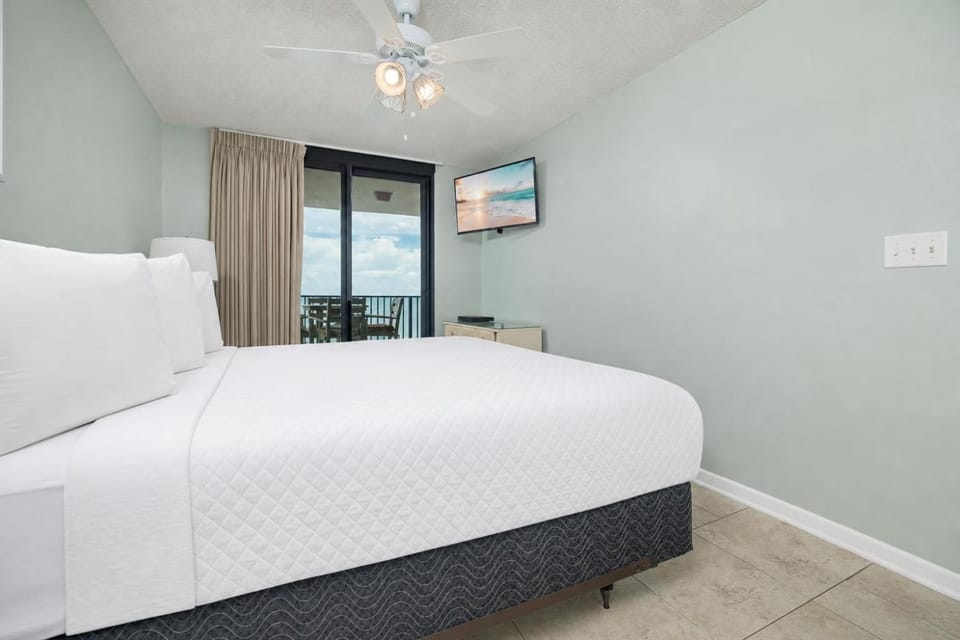 Phoenix East II 2064 Apartment in Orange Beach