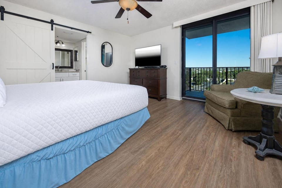 Phoenix East II 2061 Apartment in Orange Beach