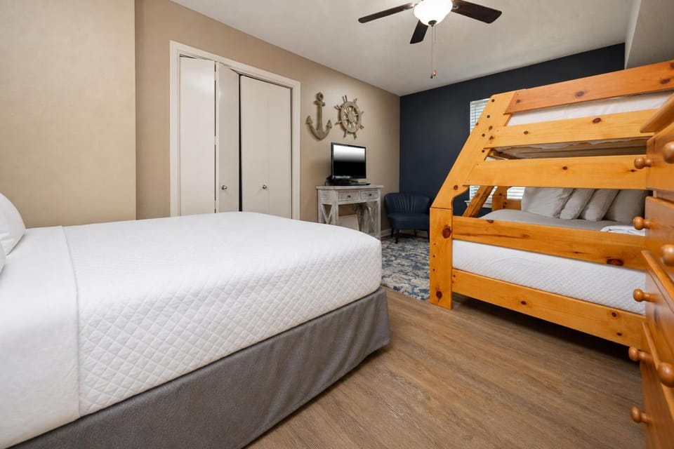 Phoenix East II 2061 Apartment in Orange Beach