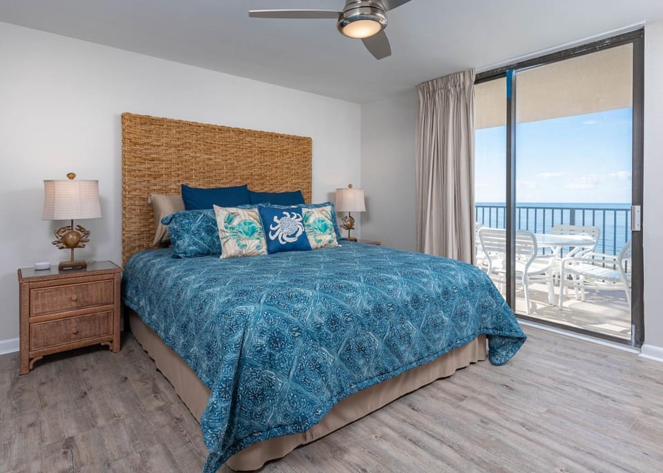 Phoenix East II 2053 Apartment in Orange Beach