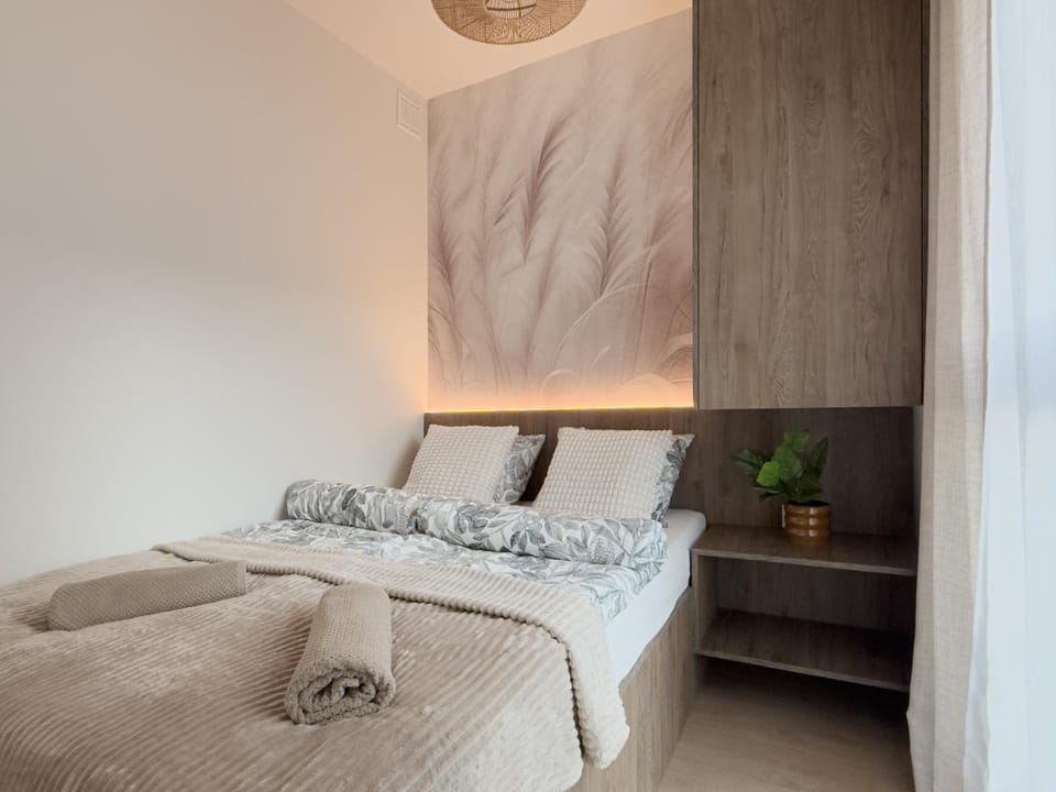 Legnicka Residence Adam i Ela Apartment in Wroclaw