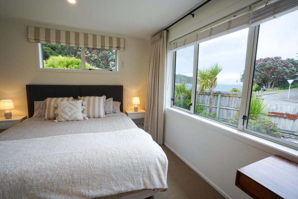 Bed, View (from property/room), Balcony/Terrace, Photo of the whole room, Bedroom