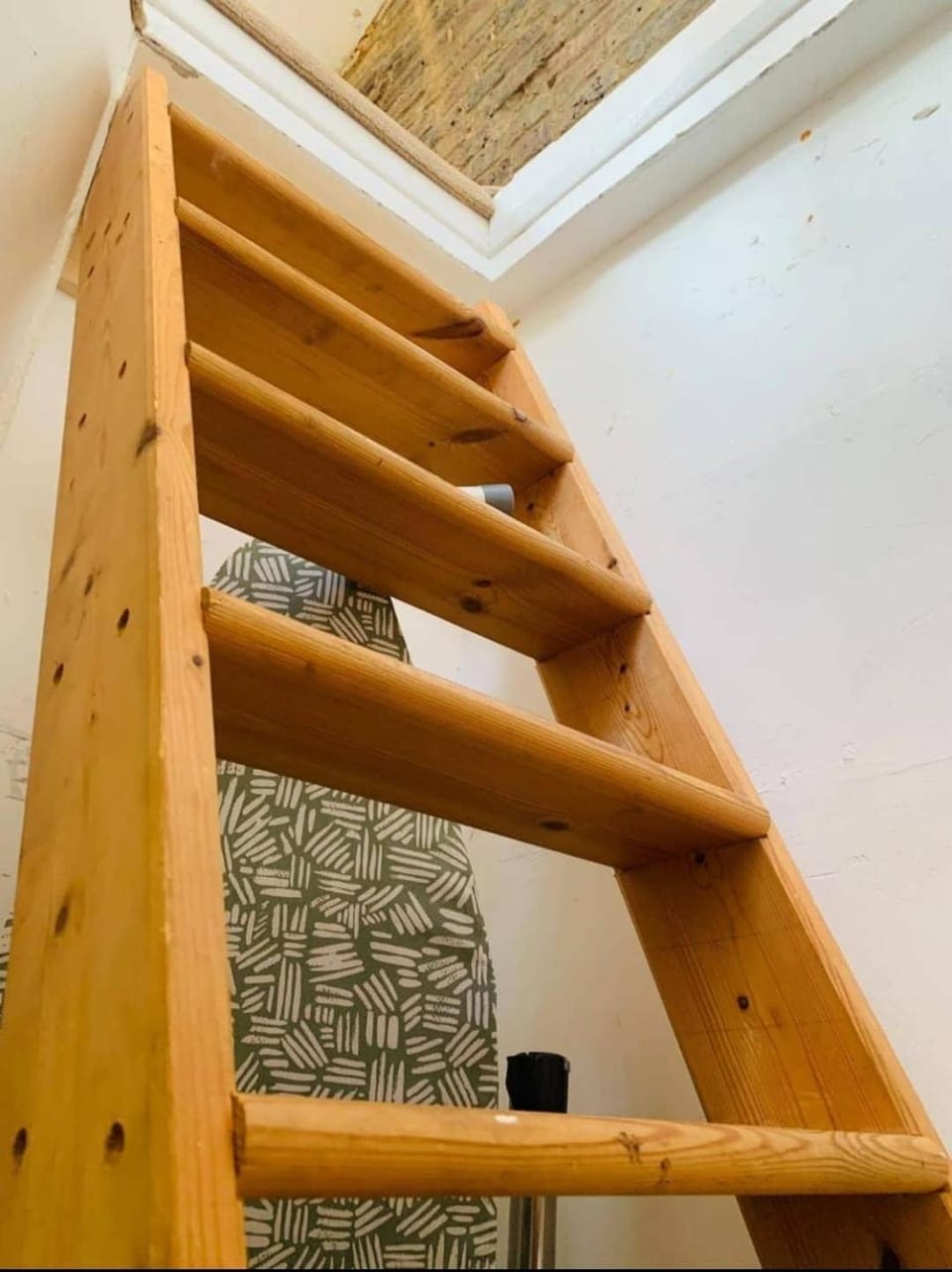 Funky two-bedroom flat close to town centre Apartment in Hastings