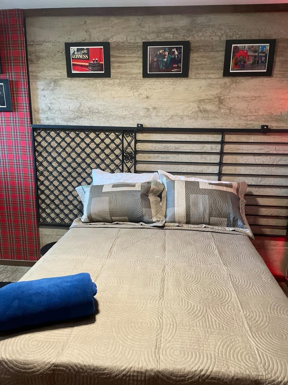 Nogueira - Dublin themed Walnut Loft Apartment in State of Rio de Janeiro