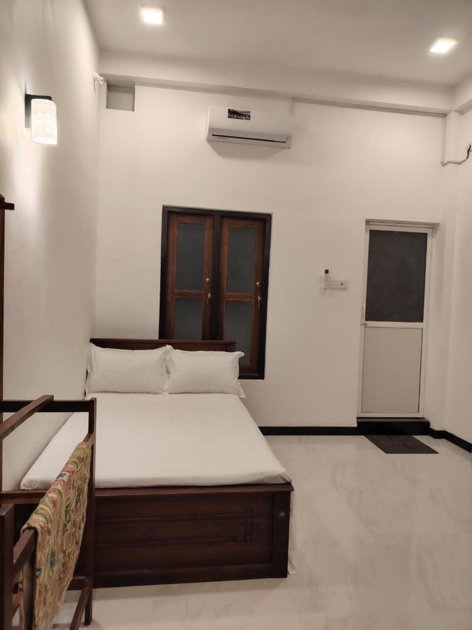 Bedroom, air conditioner