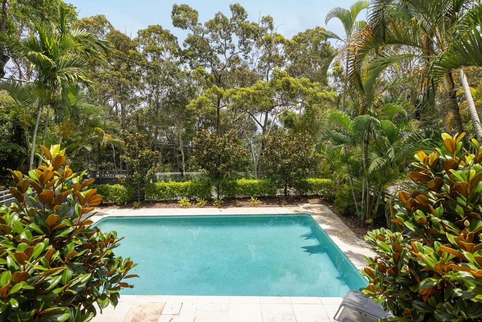 Headland Views 2 Leafy Retreat Apartment in Noosa Heads