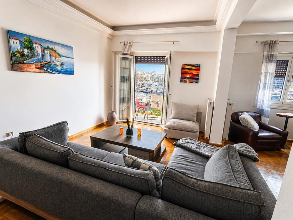 Siraggiou 1 Apartment in Pireas