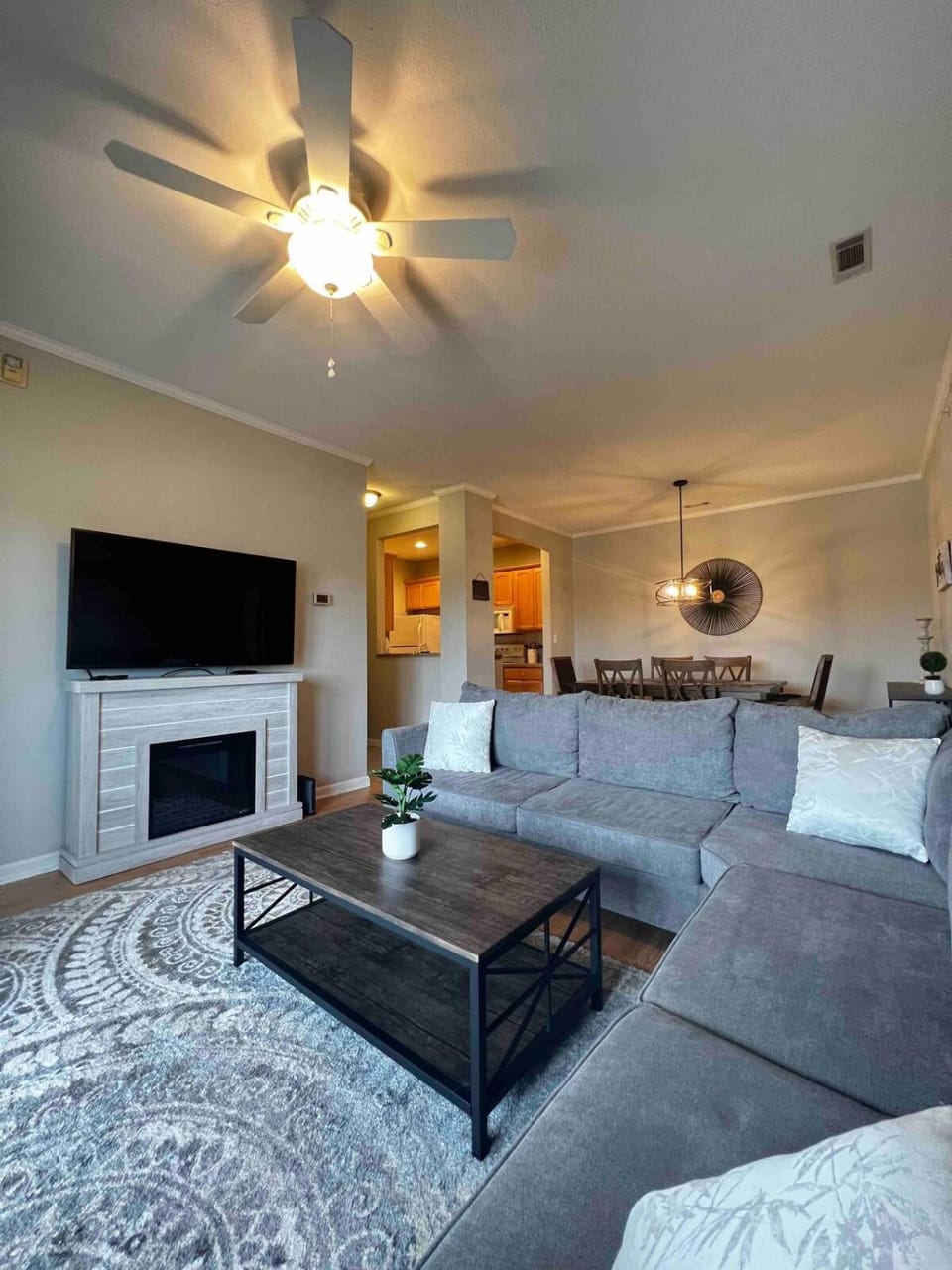 Cozy condo in the Villages of Five Points, Lewes Apartment in Sussex County