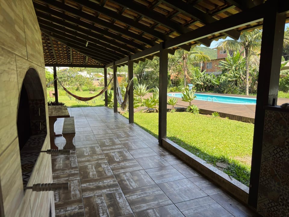Casa Perfeita para Famílias com Piscina - Sul da Ilha House in Florianopolis