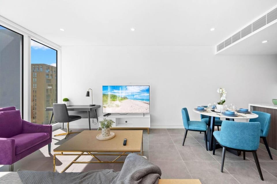 SOP 18 Stylish and Cosy 2 Bedroom Apt Apartment in Lidcombe