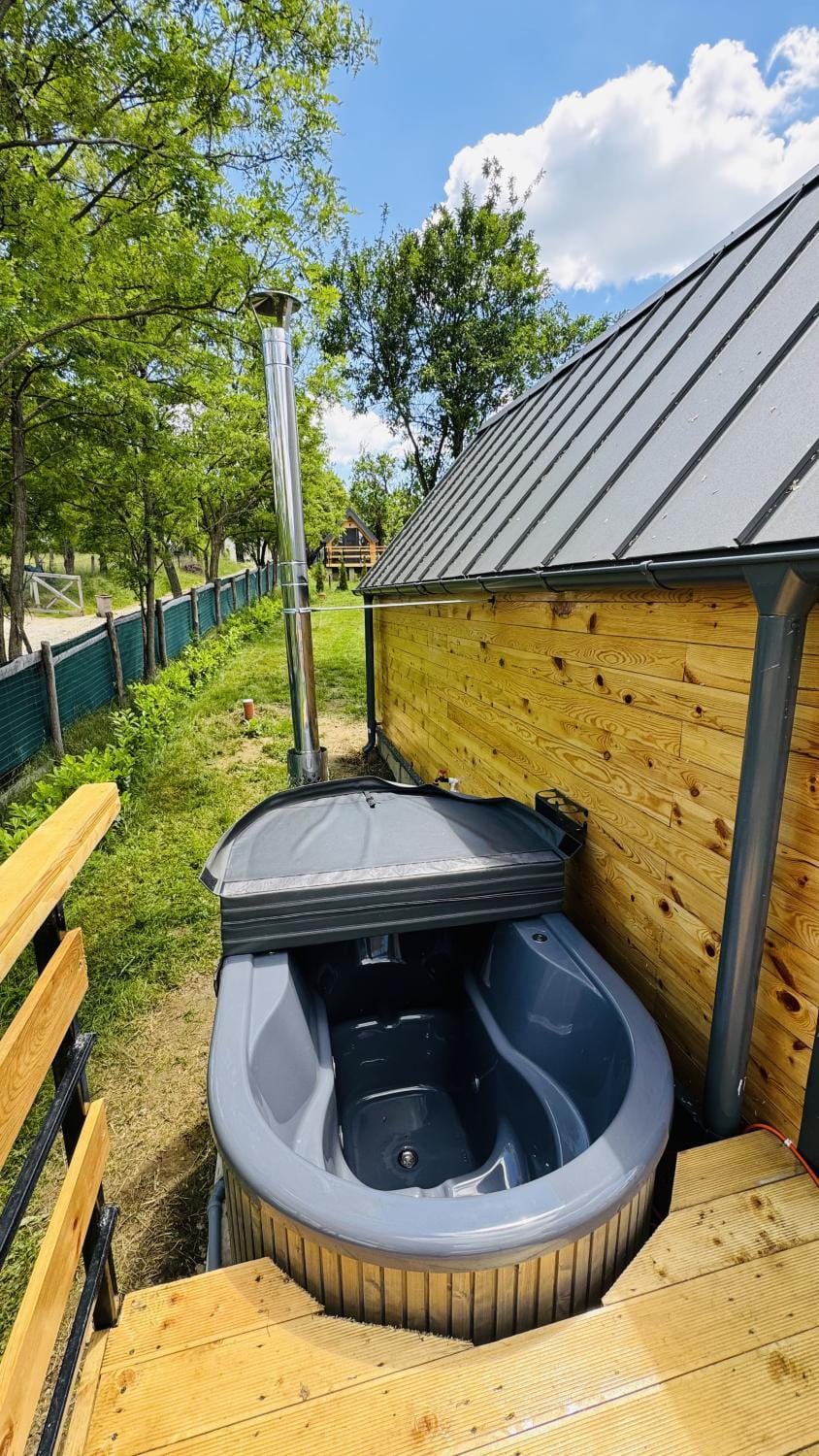 Tiny A-Frame Cabin with Private Hot Tub & Views - Perfect for 2 Cabin in Romania