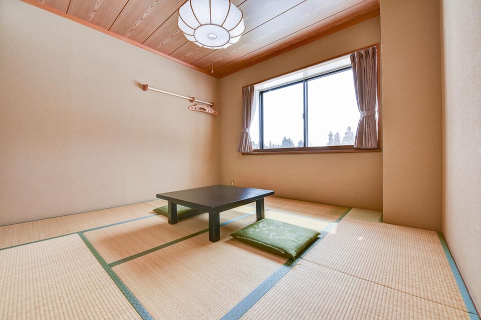 Living room, Photo of the whole room