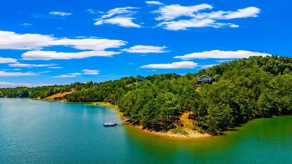 Lakefront Gem - Mtn Views - Hot Tub - Private Dock House in Douglas Lake