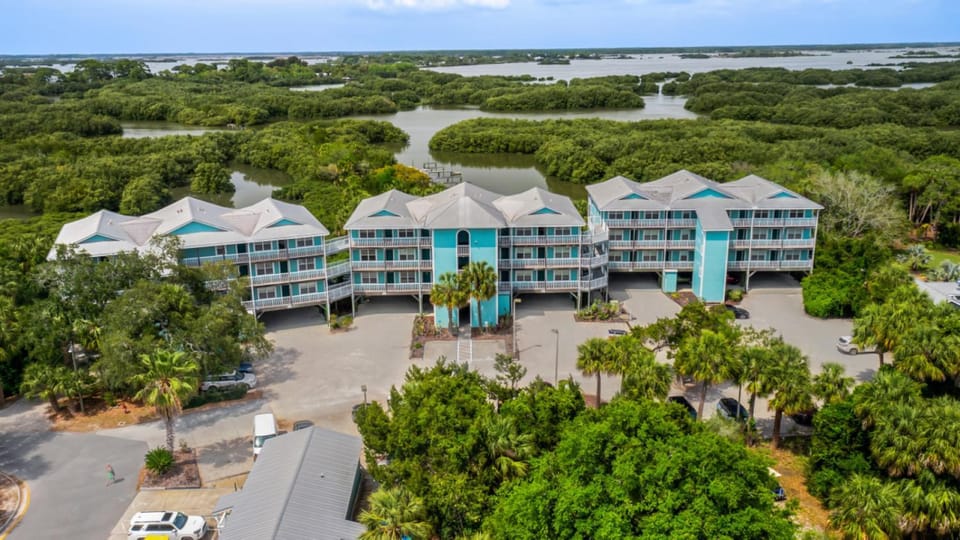 NL A302 Mud Flat Mollys House in Cedar Key