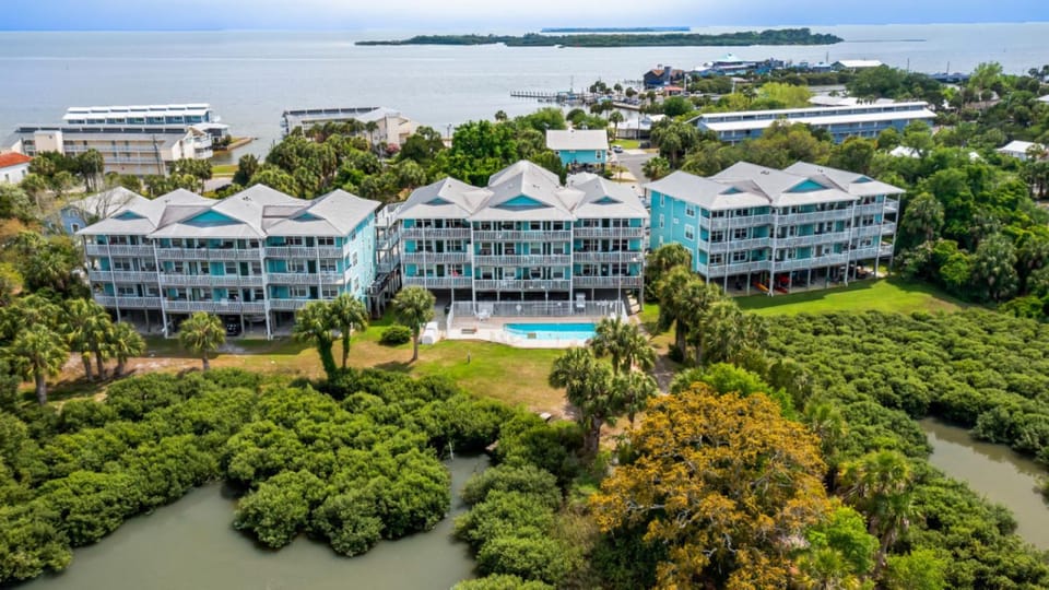 NL A302 Mud Flat Mollys House in Cedar Key