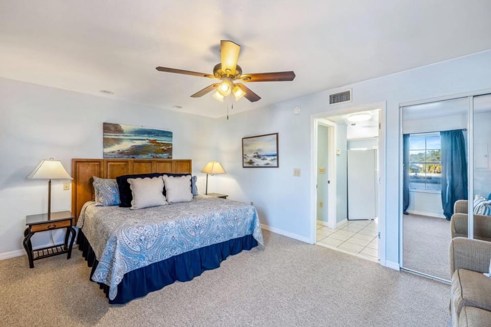 Blue Bungalow House in Cedar Key