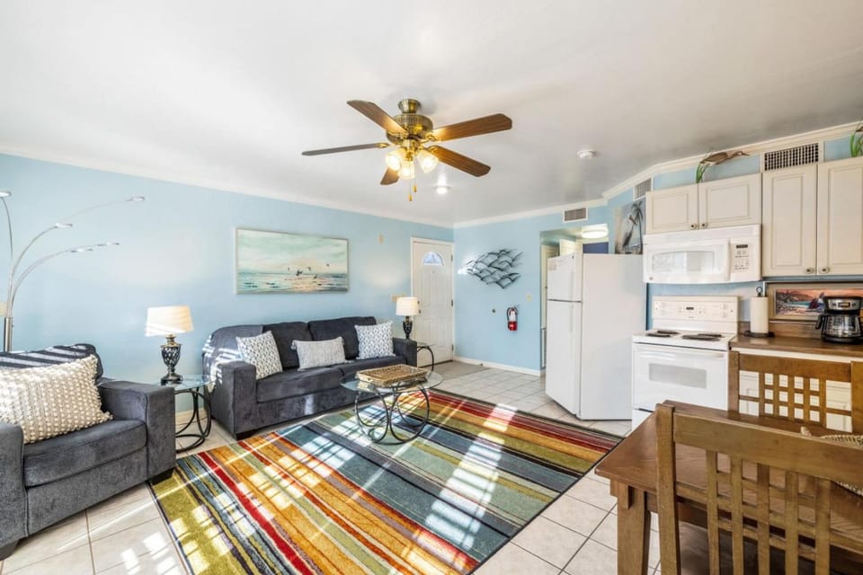 Blue Bungalow House in Cedar Key