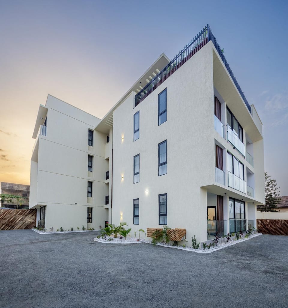 Property building, Day