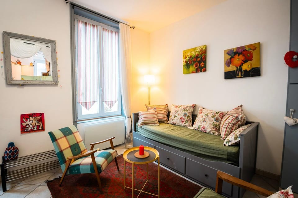Property building, Living room