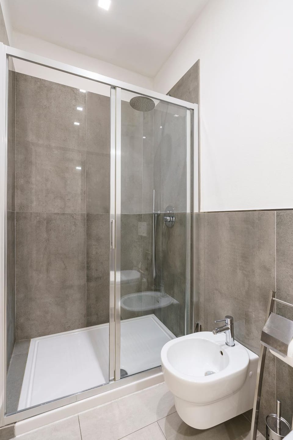 Shower, Toilet, Bathroom, Bath, towels