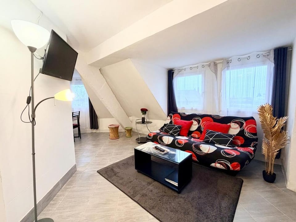 Aux Trois Ferries - Vue Port Apartment in Calais