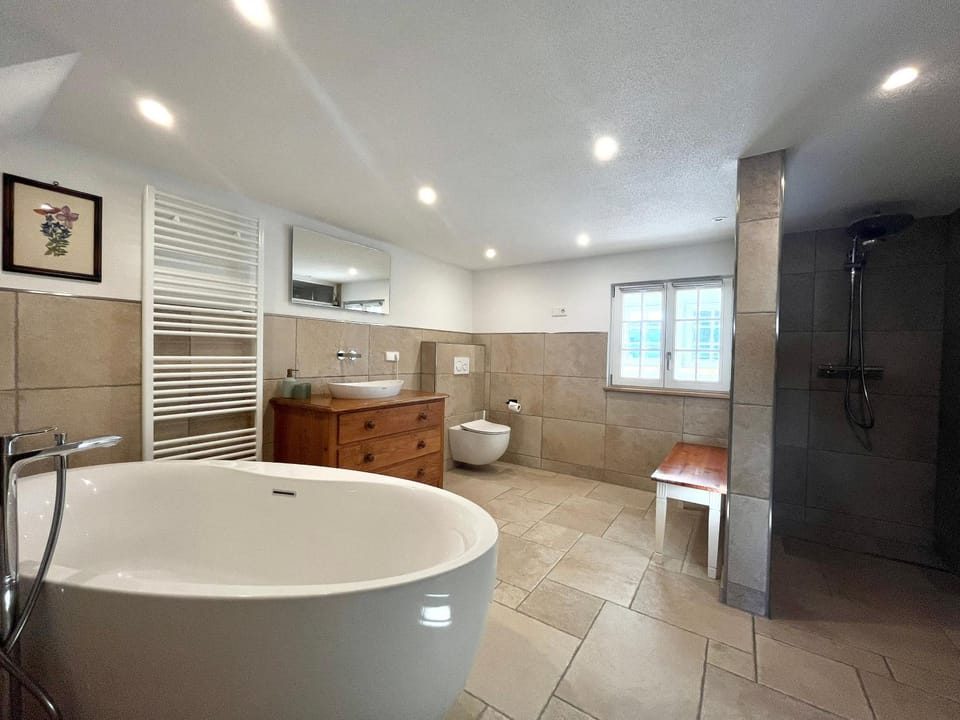 Toilet, Bathroom, Bath