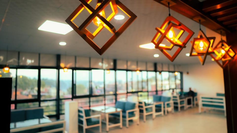 Property building, Restaurant/places to eat, City view, Street view, Quiet street view