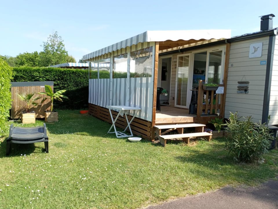 mobil-home 468 Campground/ 
RV Resort in Saint-Georges-d'Oléron