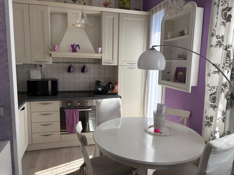 Lillà Home Apartment in Milan