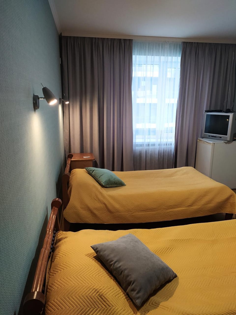 Bed, TV and multimedia