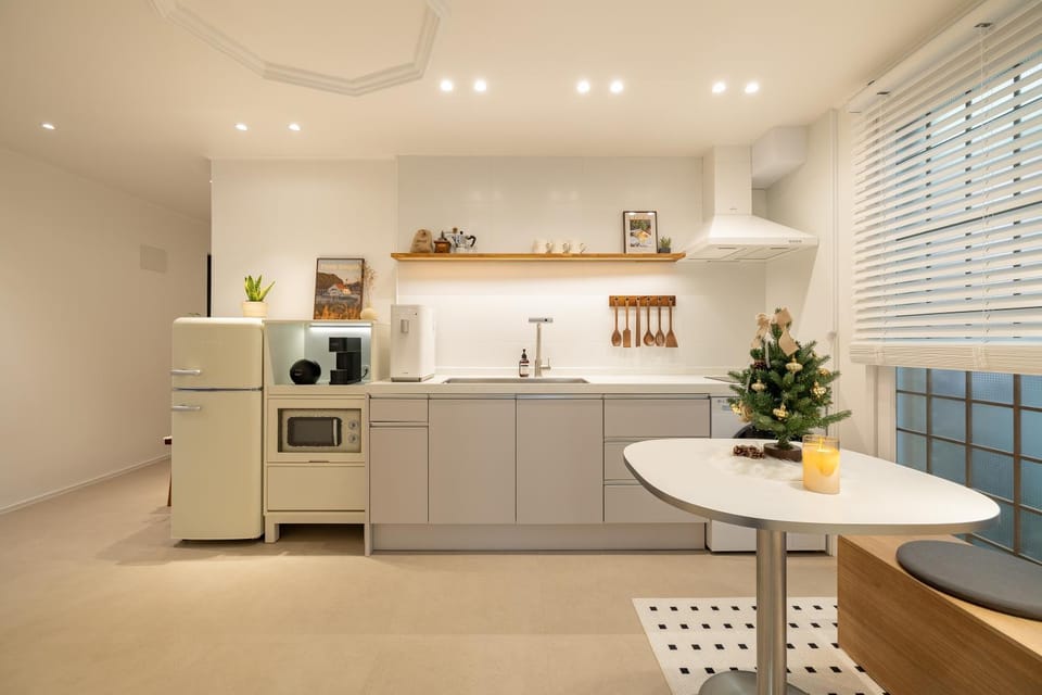 Kitchen or kitchenette