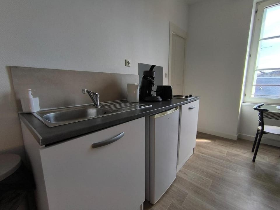 Le 6, bedandberry private parking Apartment in Centre-Val de Loire